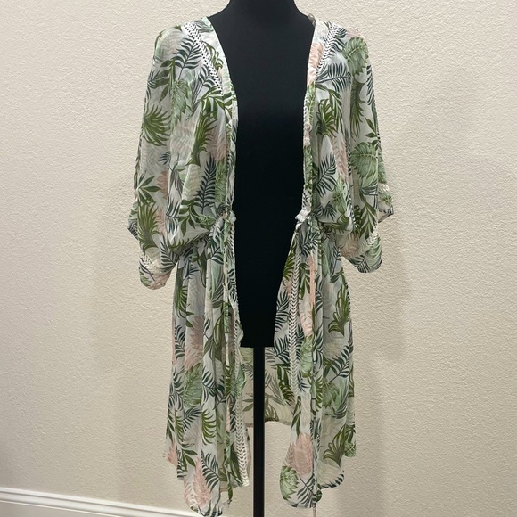 Miken • SWIM Leaf Printed Tie-Front Kimono Cover for Beach or Pool - Picture 9 of 15
